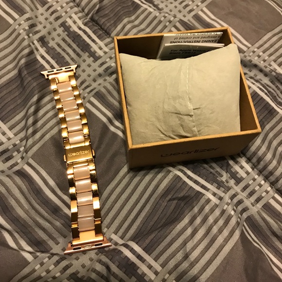 wearlizer apple watch band rose gold